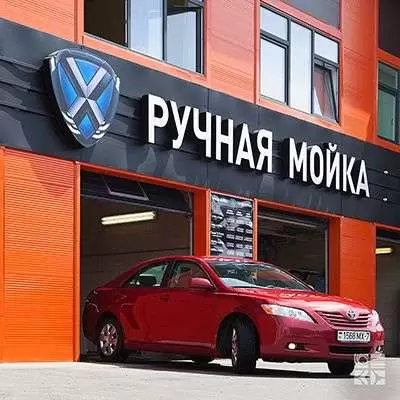 Промышленные ворота цвета антрацит