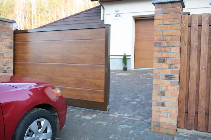 Скидка 2000 рублей на привод и&nbsp;модуль Wi-Fi в подарок